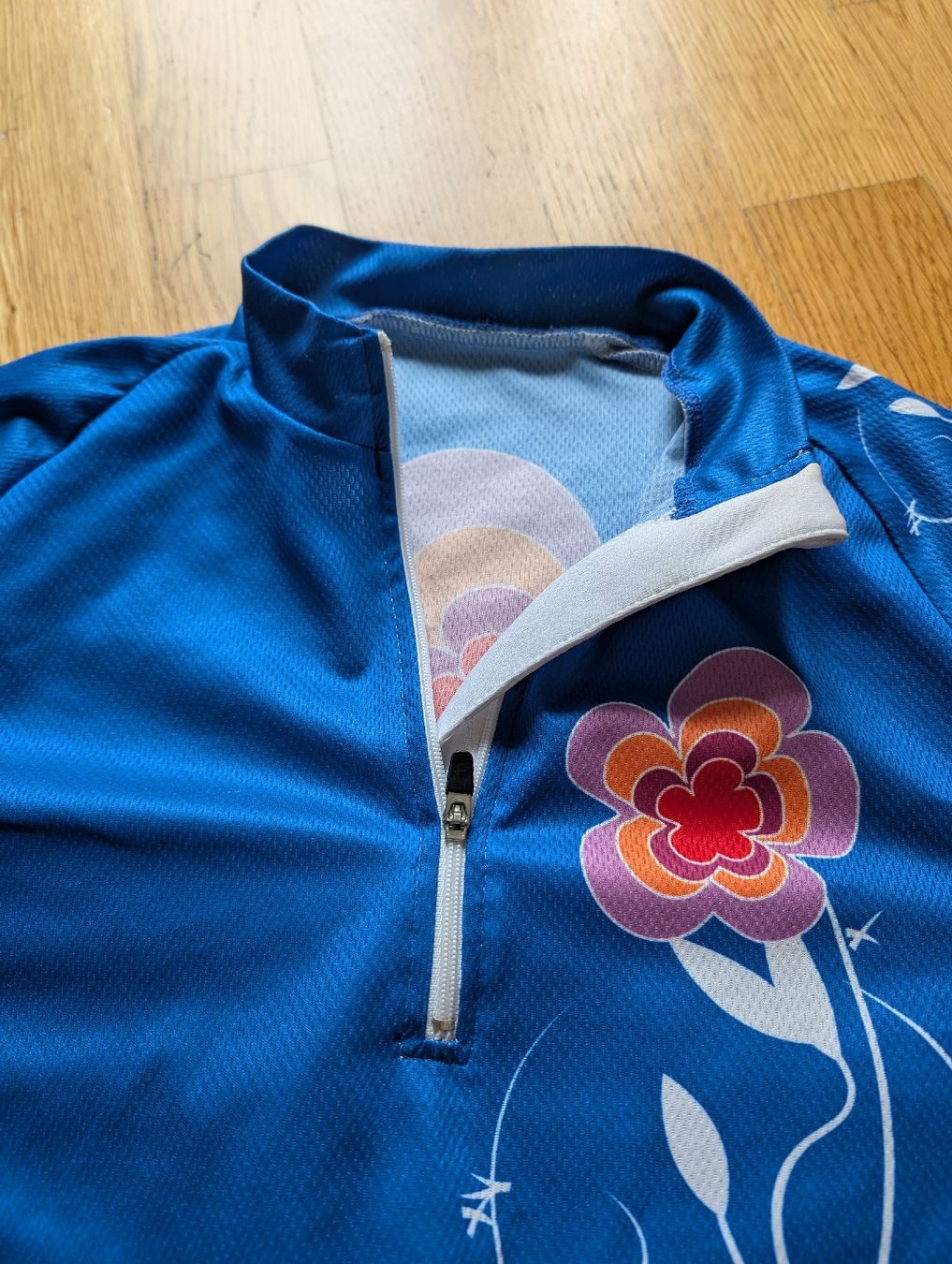 Leibchen & Hosen: Velo Trikot Maya Maya, blau. XS – Gebraucht aus Uerikon von Augustine07 3