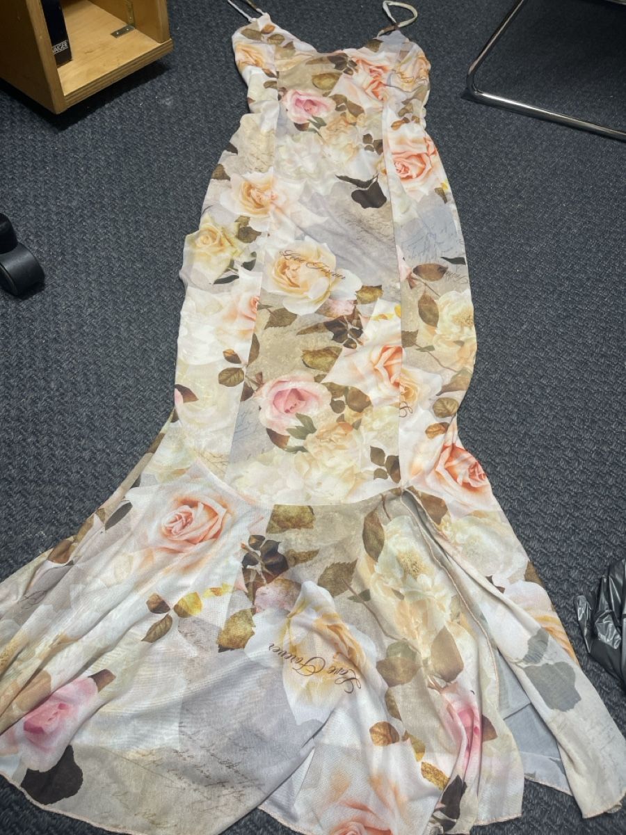 Kleider: Sommerkleid gr M – Gebraucht aus Bad Zurzach von Cuore34