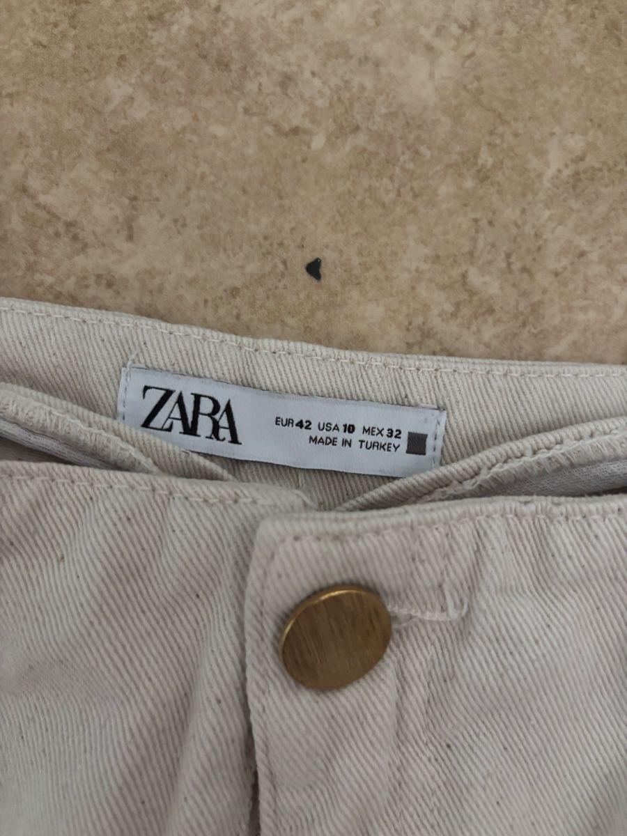Zara Jeans: Zara Hose – Neu (gemäss Beschreibung) aus Rechthalten von Stephi_03 2