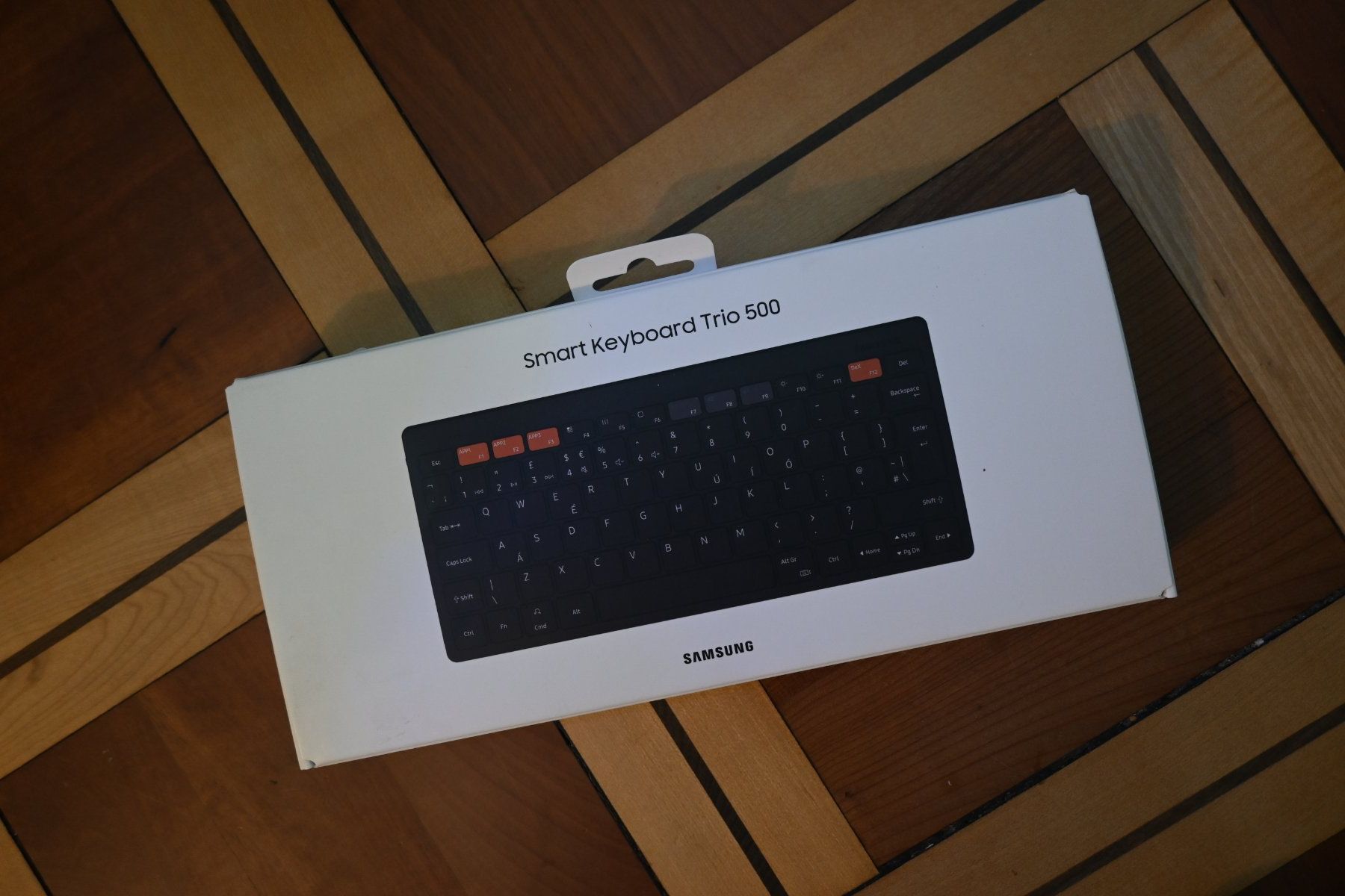Tastiere: Smart Keyboard Trio 500 – Nuovo (secondo la descrizione) da Bern venduto da minddiving