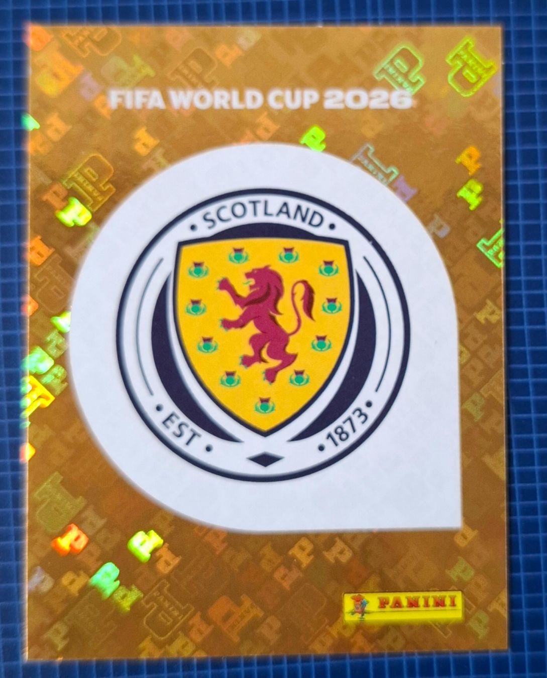 Panini Carte collezionabili: WM 2026 Paninibild Nr. SCO1 – Nuovo e nell'imballaggio originale da Rotkreuz venduto da keerthdi