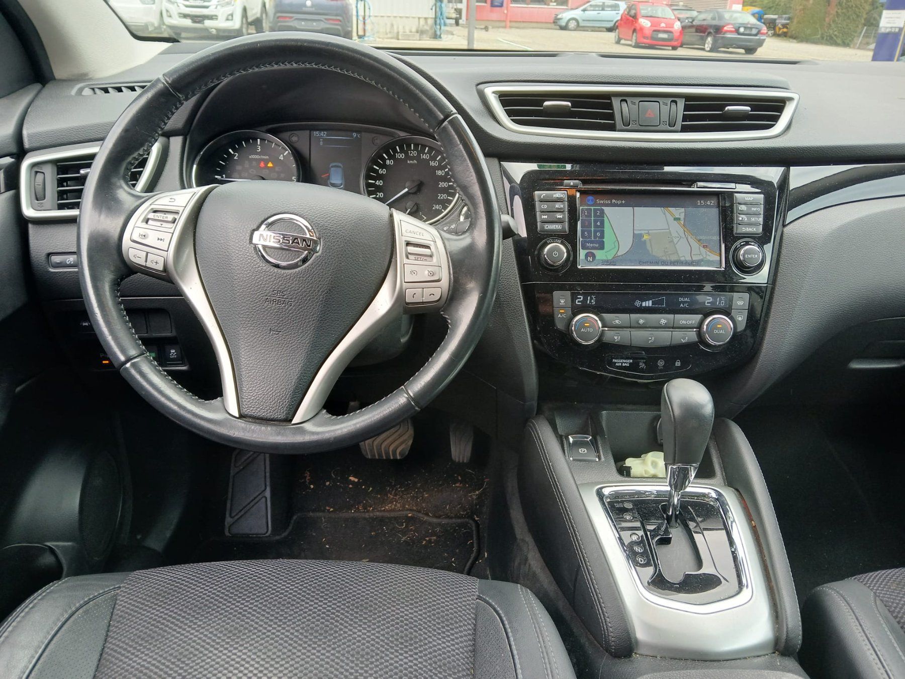 Nissan Autos: Nissan Qashqai – D'occasion à Lausanne par OF_Lausanne 3