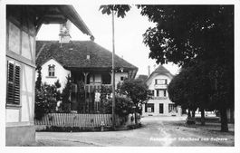 Safnern BE Schulhaus und Genossenschaft Dorf