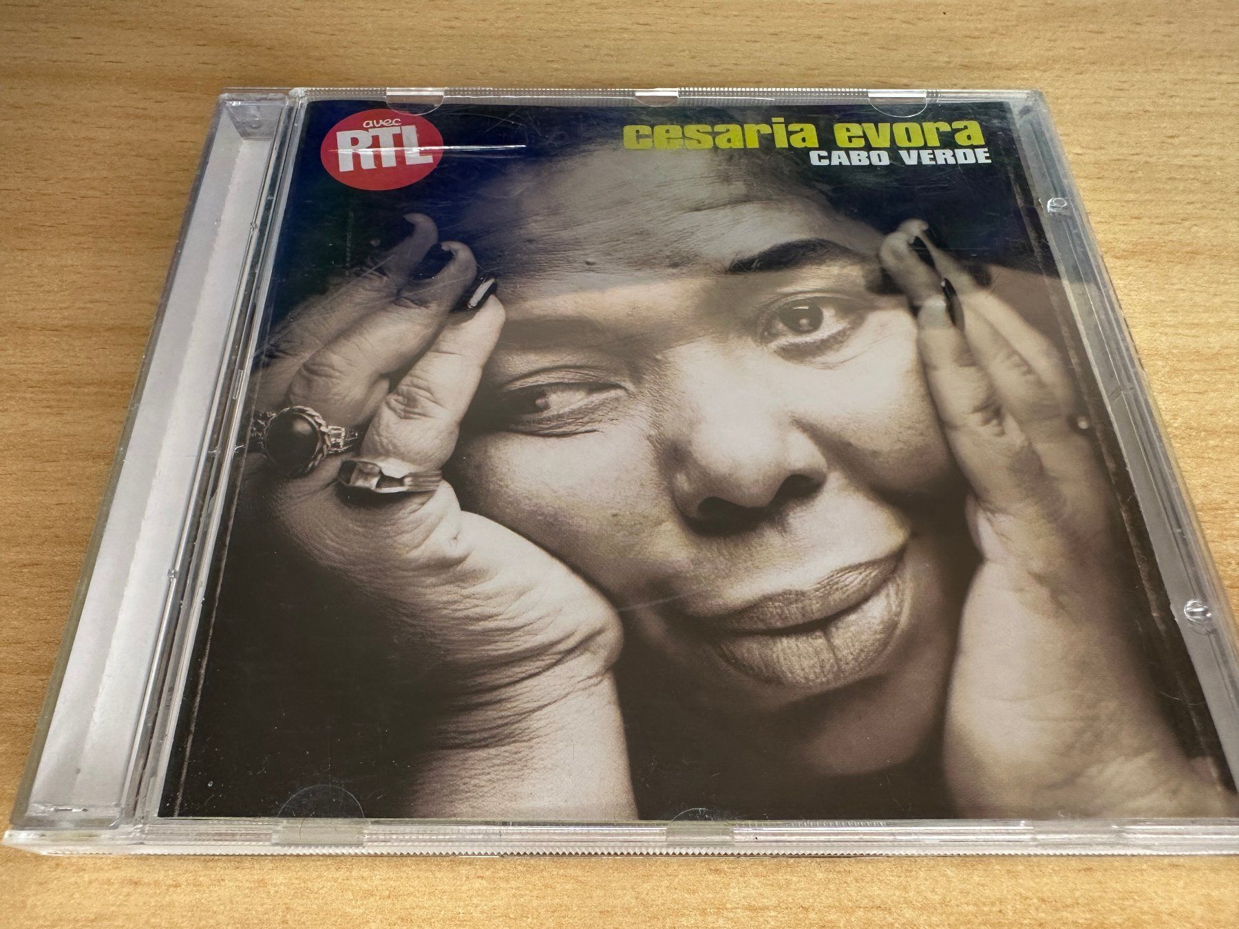CD: Cesaria Evora – Cabo Verde – Usato da Rikon im Tösstal venduto da Alpenmutz