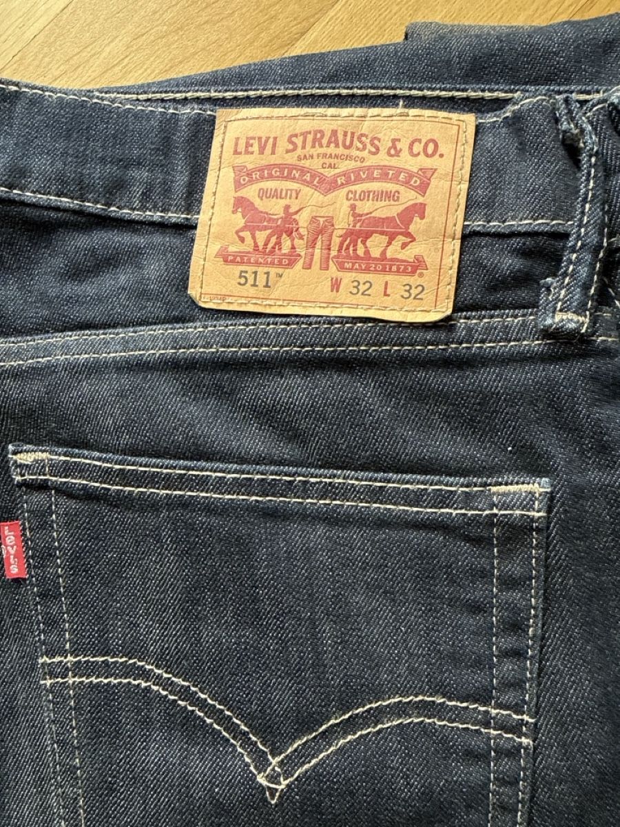 Levi's Jeans: 3x Levi's 511 Jeans W32 L32 – Nuovo (secondo la descrizione) da Baden venduto da ..Nina.. 3