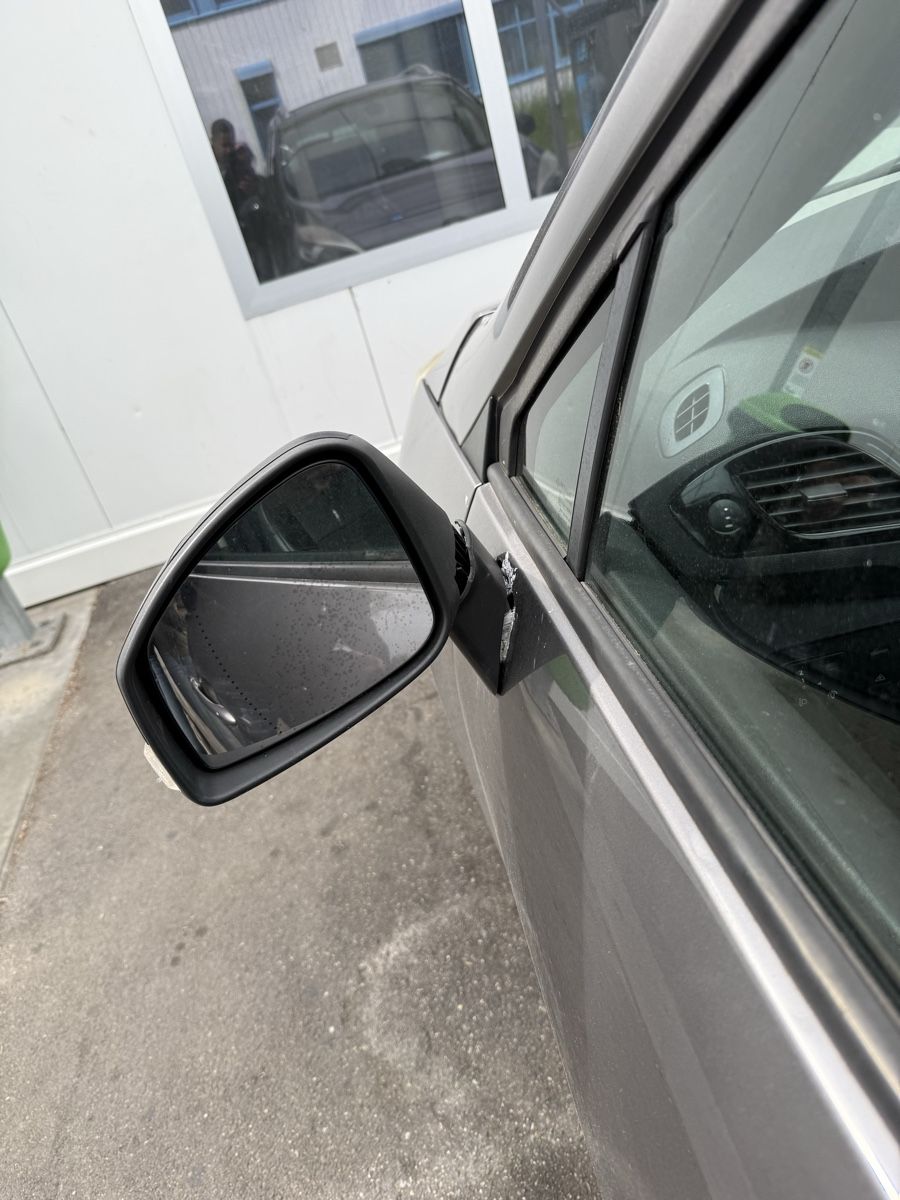 Renault Automobili: Renault Grand Scenic 7 Plätzer – Usato da Biel/Bienne venduto da dan_p7vk 5