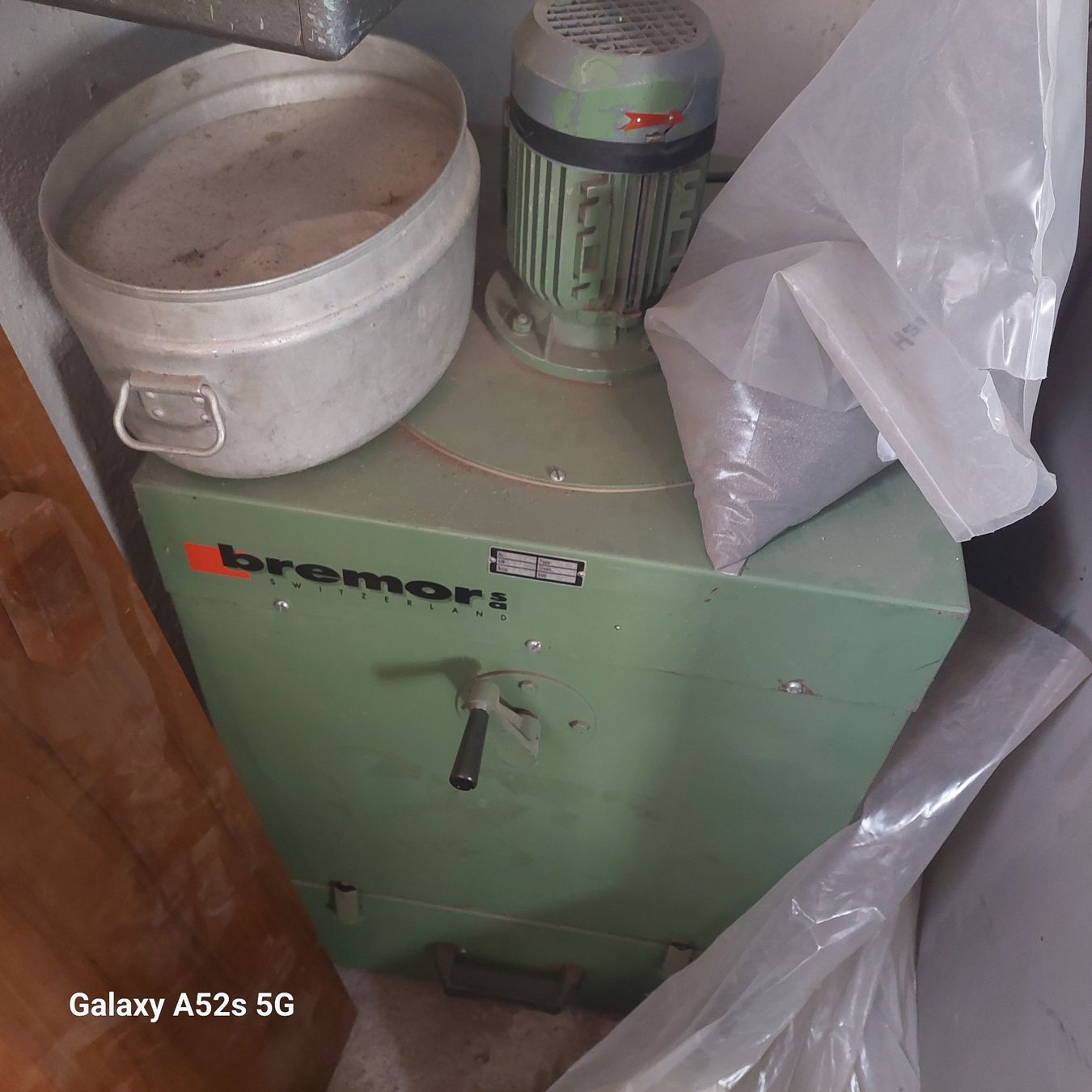 Tutte le macchine: Appareil de sablage/ Microbillage Bremor – Usato da Brent venduto da jos_2qs8 2