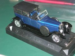 Panhard Levassor 1925 blau * Solido 1:43