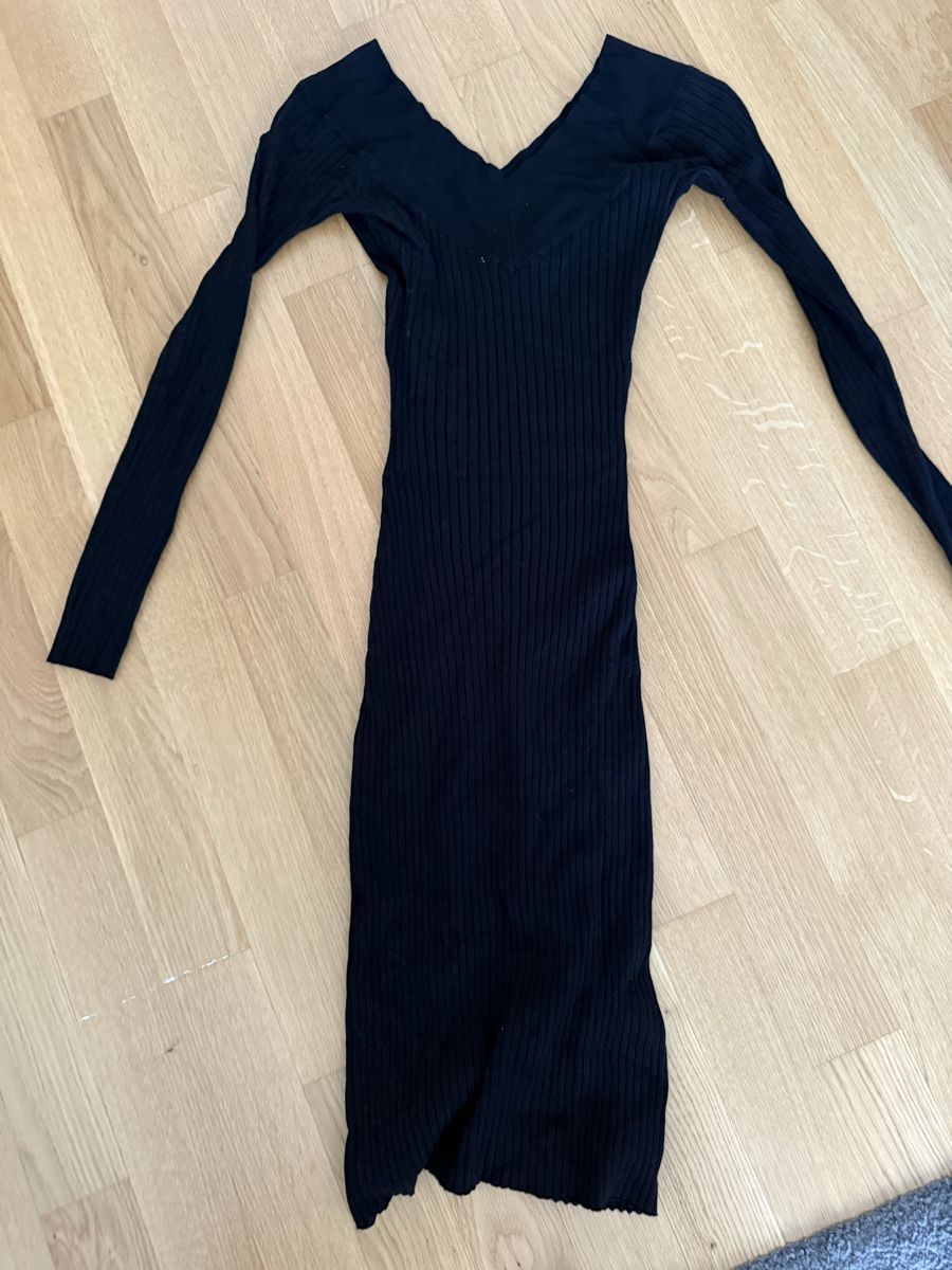 Kleider: Strickkleid – Gebraucht aus Bolligen von arg_v256