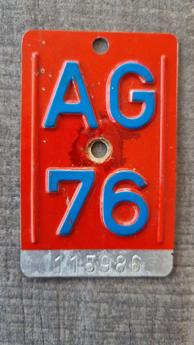 Schilder: Velonummer AG 1976, zum 50. Geburtstag. – Gebraucht aus Bözberg von heinz-d