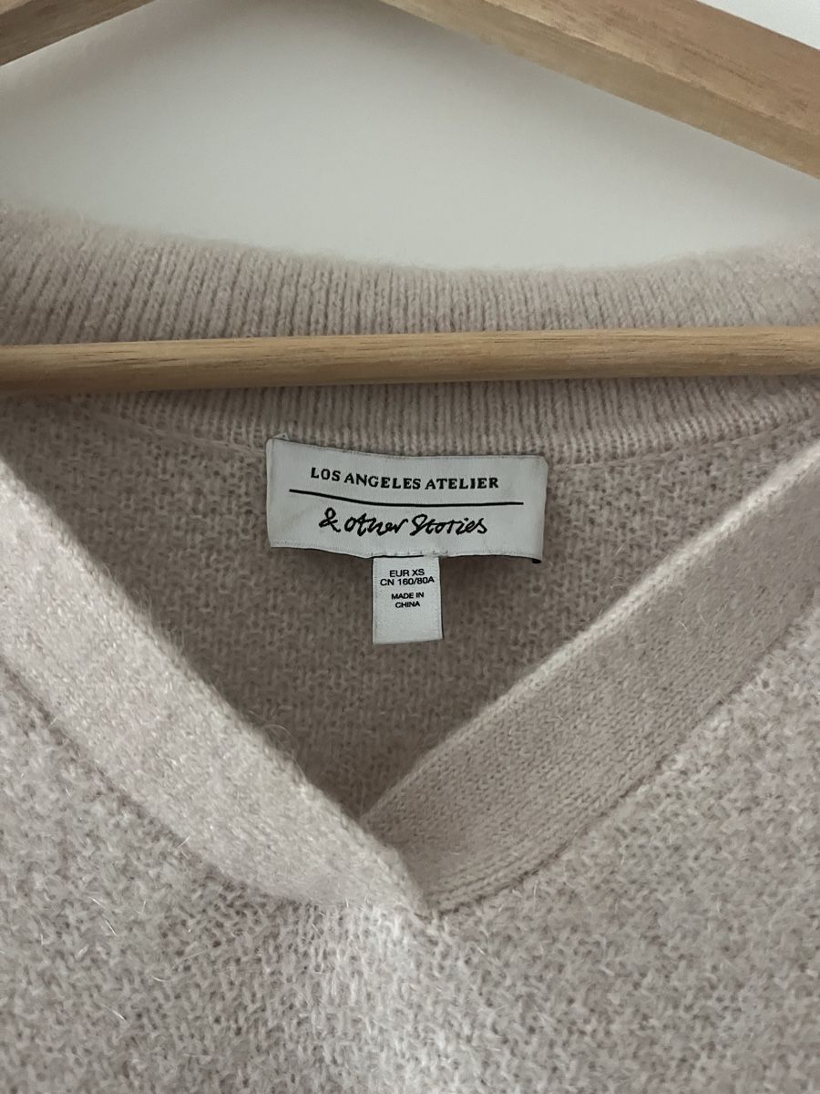 Maglioni & Felpe: Maglione beige & Other Stories – Usato da Zürich venduto da mar_gw9f 1
