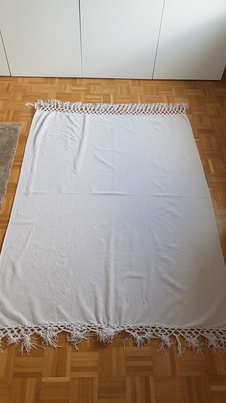 Decken: Decke Plaid weiss ca. 120 x 165cm Steinfarbe – Neu (gemäss Beschreibung) aus Zürich von yro_qvz7