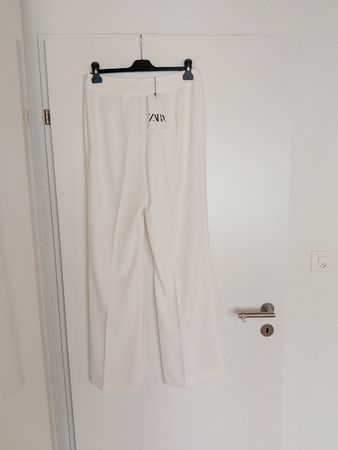 ZARA Hose mit Bundfalten Weiss (EUR M)
