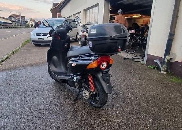 MBK Scooter: MBK YM 50 Roller jg 1998 defekt – Usato da St. Margrethen SG venduto da vsbb 1