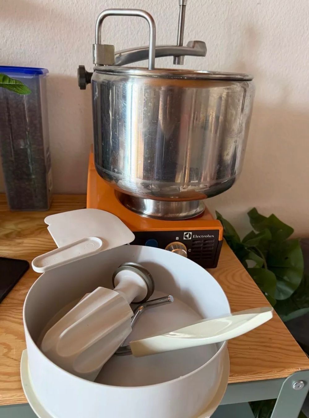 Electrolux Elettrodomestici da cucina: Electrolux Teigknetmaschine – Usato da Zuzwil SG venduto da Malou80 4