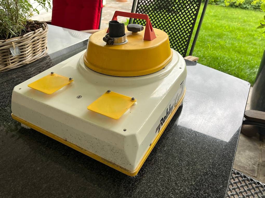 Accessori per Piscine: Poolroboter "Robby" – Usato da Schwanden GL venduto da asw20b 1