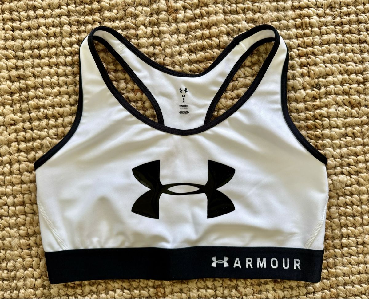 Under Armour Top: Under Armour Sport BH – Nuovo (secondo la descrizione) da Zollikofen venduto da AureusManus 1