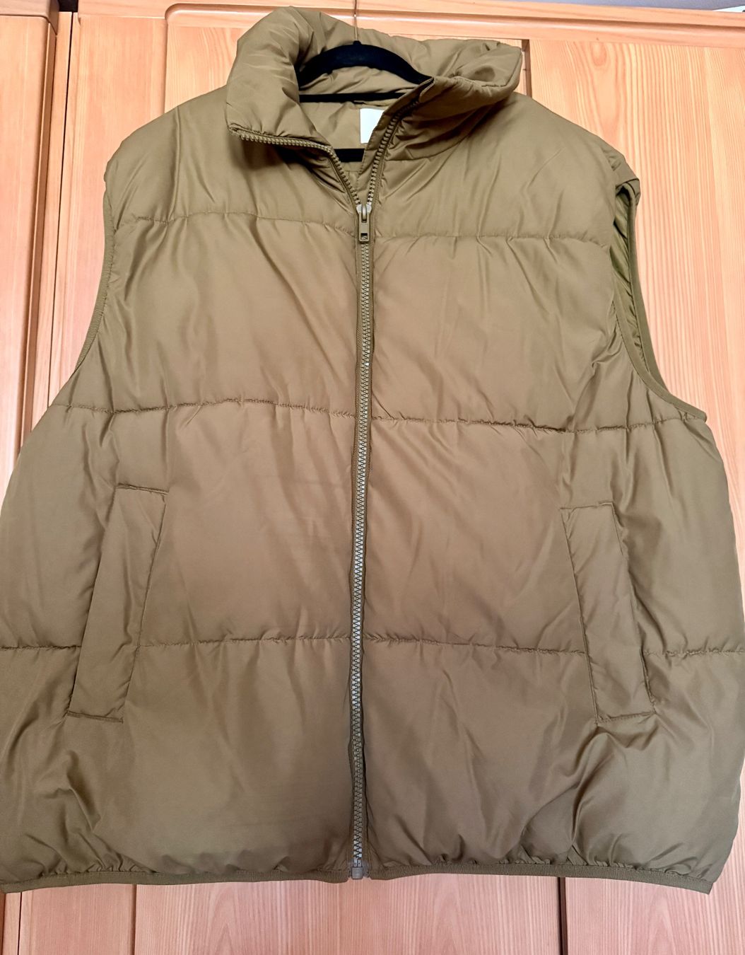 H&M Gilet & Giacche senza maniche: Gilet Oversize – Usato da Mastrils venduto da Laura8sevilla