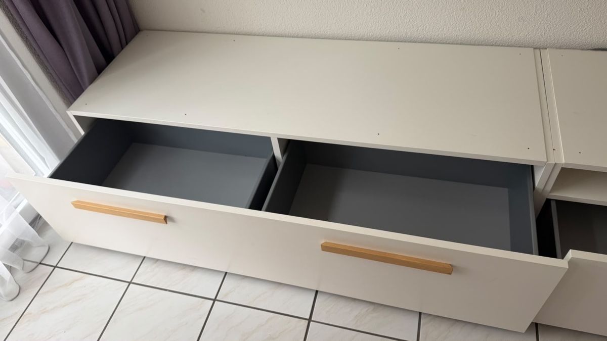 Mobili TV: 2 weisse TV-Möbel / Lowboards – Usato da Cham venduto da Rokkamare 3