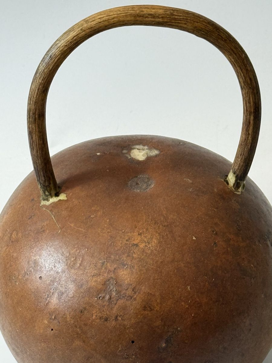 Sculptures & Statues: Afrikanische Rassel mit Muscheln – D'occasion à Grenchen par swiss.antiques 5