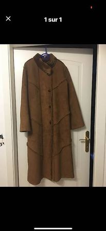 Manteau beige en daim 