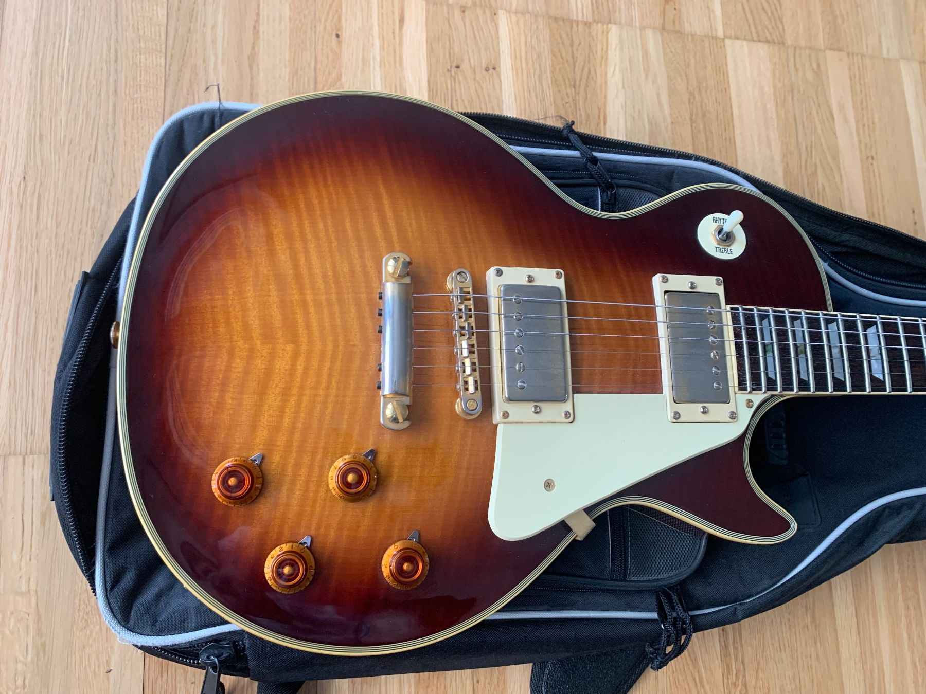 Strumenti musicali: Les Paul Custom Fenix – Usato da Zürich venduto da richie02 9