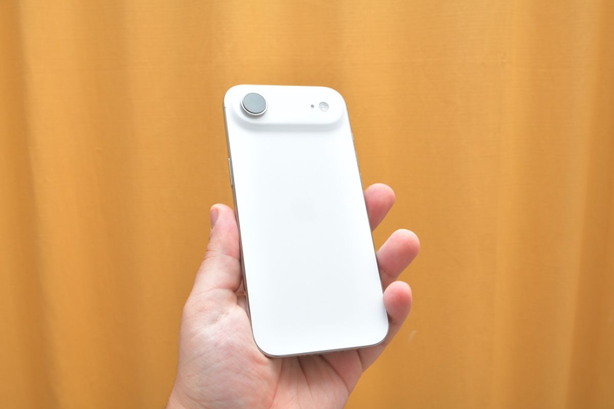Apple Telefoni cellulari / Smartphones: iPhone Air 256gb white – Usato da Lausanne venduto da fab_x6xm 6