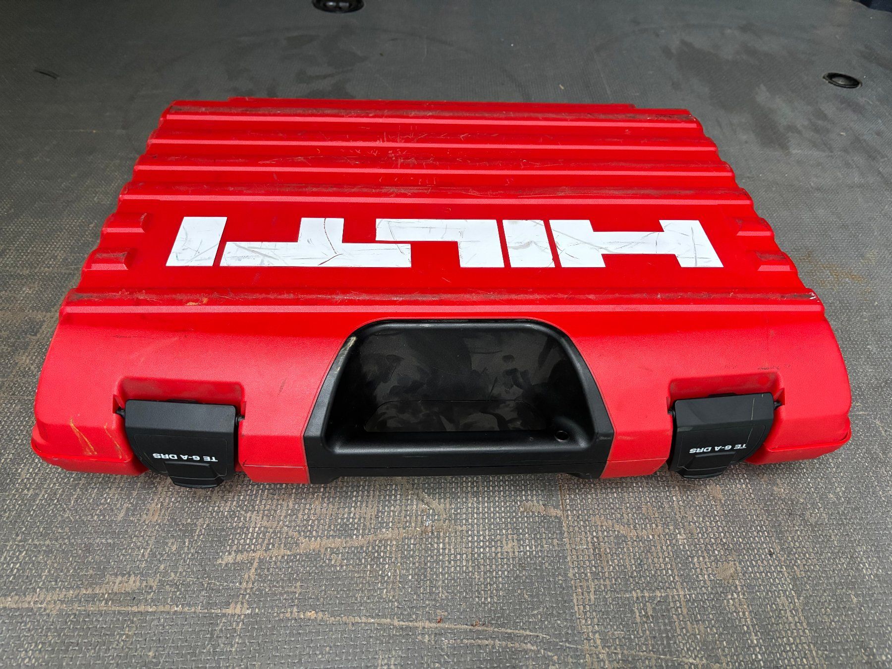 Valises de voyage: Hilti Leere Kofer – D'occasion à Zug par Deks 1
