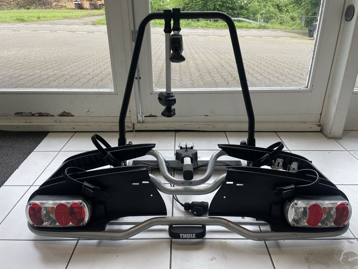 Thule Portapacchi: Thule Fahrradträger  – Usato da Tecknau venduto da Garage_St.Buser