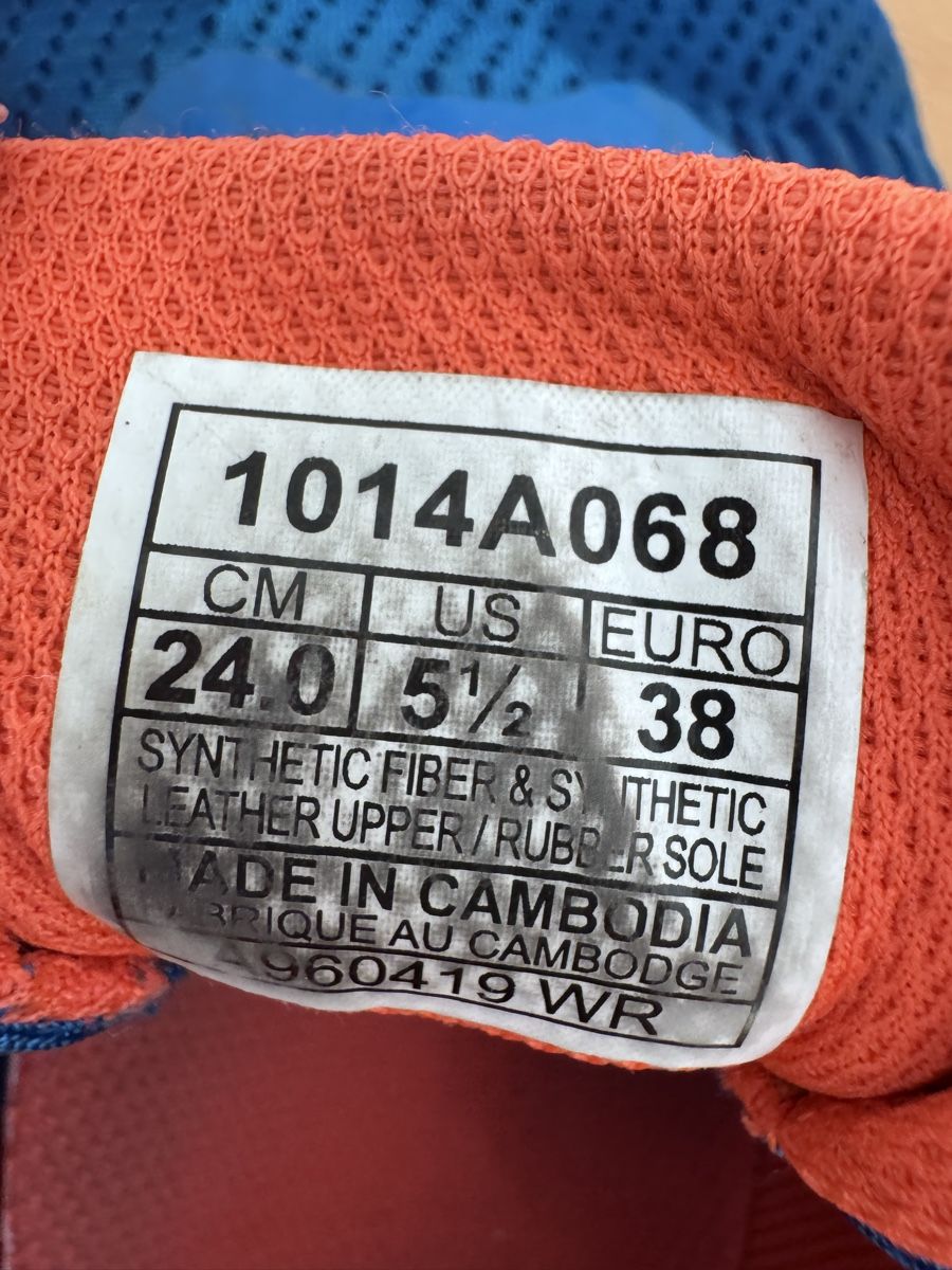 Asics Scarpe per ragazzi: Turnschuhe  – Usato da Arlesheim venduto da Leuenbe 2