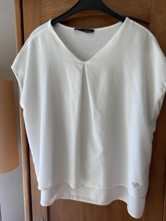 Shirt weiss Grösse 42 Betty Barclay mit Steinen
