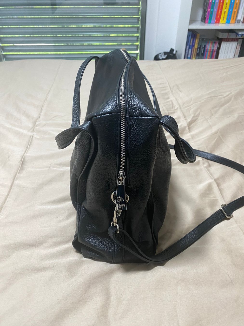 Borse da donna: Charlotte leather handbag – Usato da Vogorno venduto da dlwlsns 3