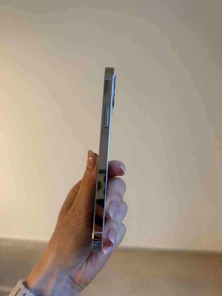 Apple Telefoni cellulari / Smartphones: Apple iPhone 12 Pro – Usato da Zürich venduto da aglier 4