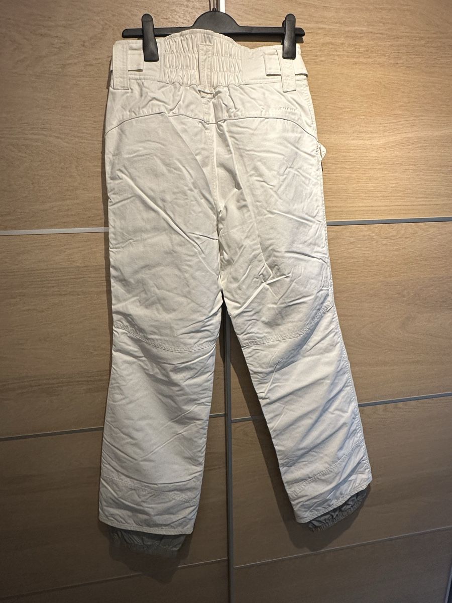 Protest Pantaloni: Snowboardhose – Usato da Unterlunkhofen venduto da car_8fpk 1