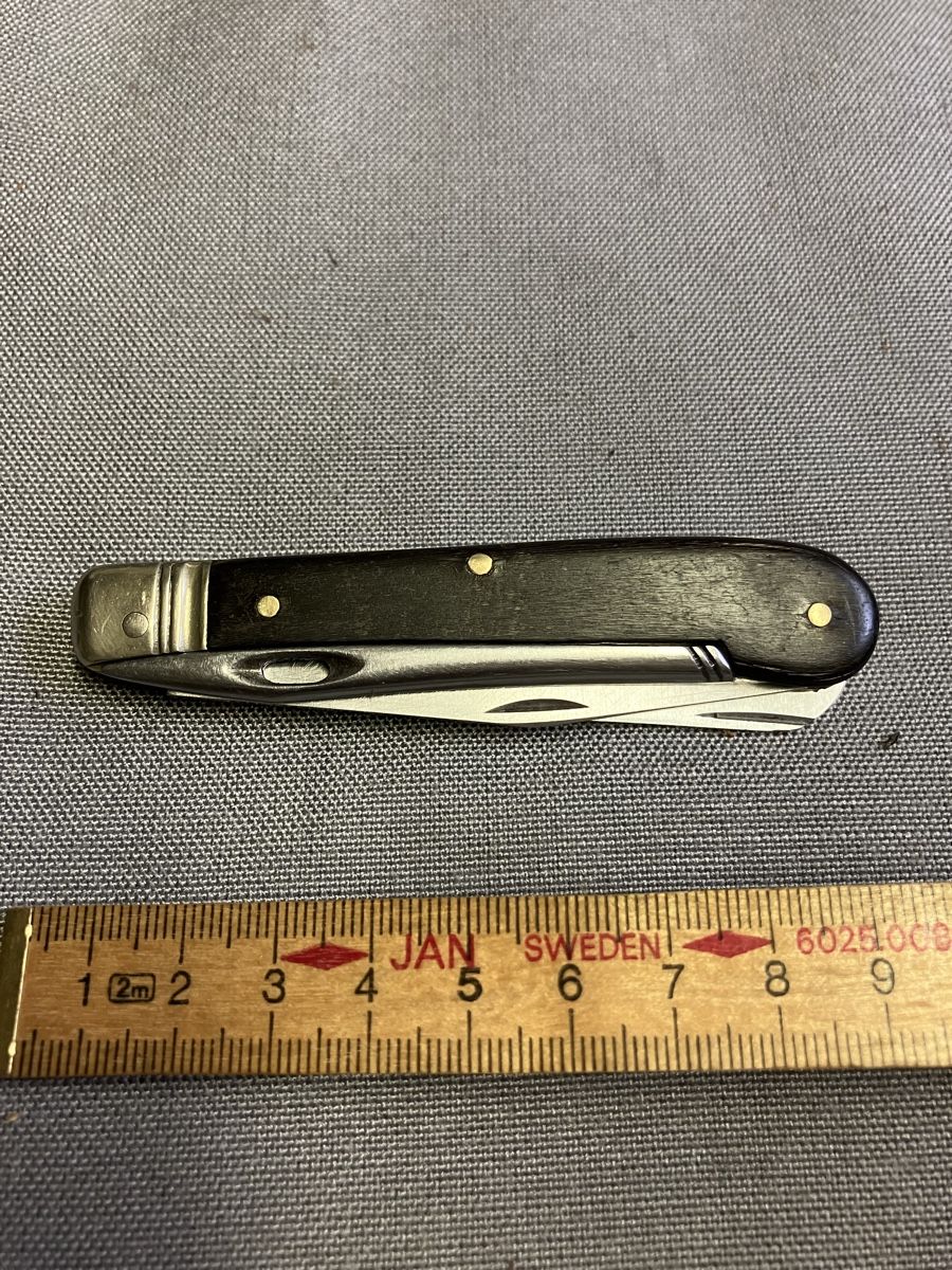 Victorinox Taschenmesser: Victorinox Messer Alt – Gebraucht aus Lyss von  1