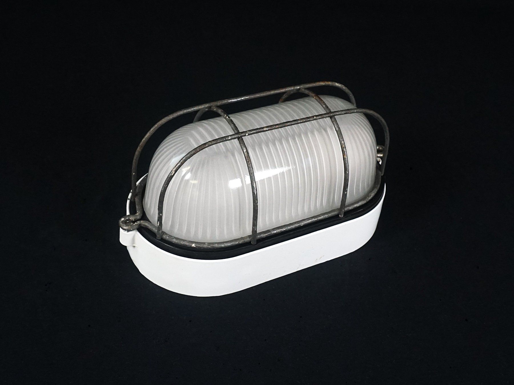 Lampes: Aussenlampe Oval – D'occasion à Pratteln par Restwert_Pratteln