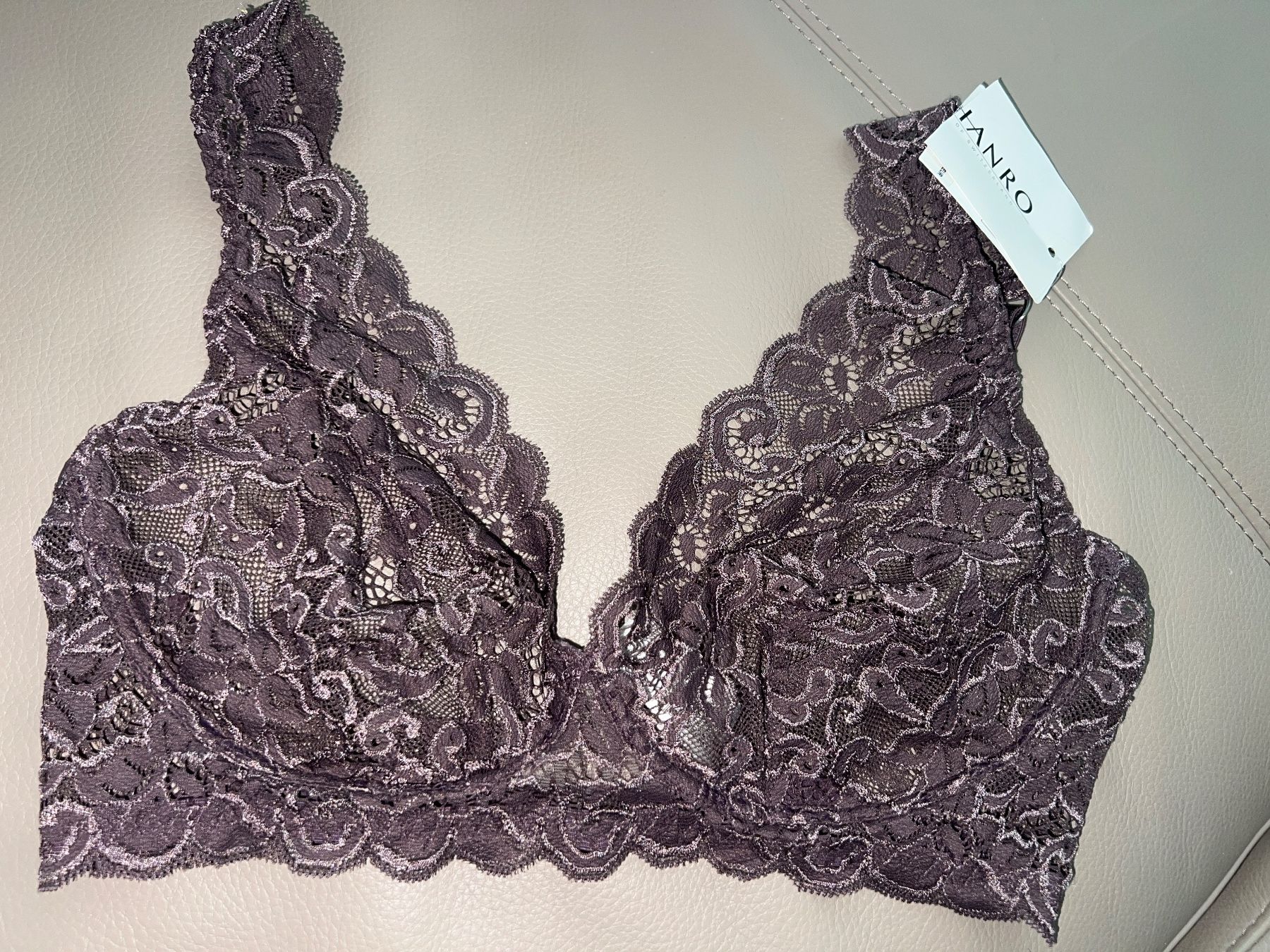 Hanro Altra biancheria intima: BH HANRO 75c neu – Nuovo (secondo la descrizione) da Dornach venduto da samuti