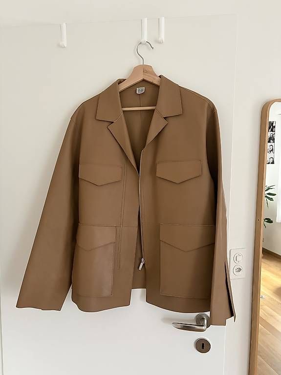 Giacche: Toteme leather jacket – Nuovo e nell'imballaggio originale da Zug venduto da vin_9spb