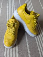 Nike Air Force 1 Low Gr. 36.5 – Gelb – Leder Sneaker