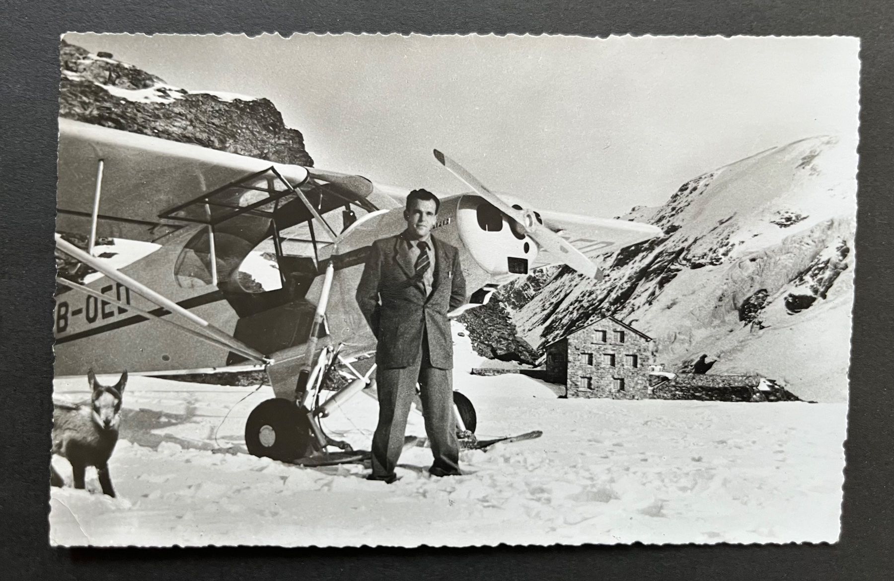 Cartoline postali: Gletscherpilot Herrmann Geiger m.Piper Super Cub, Mutthornh. – Usato da Ostermundigen venduto da DaxKarten-75