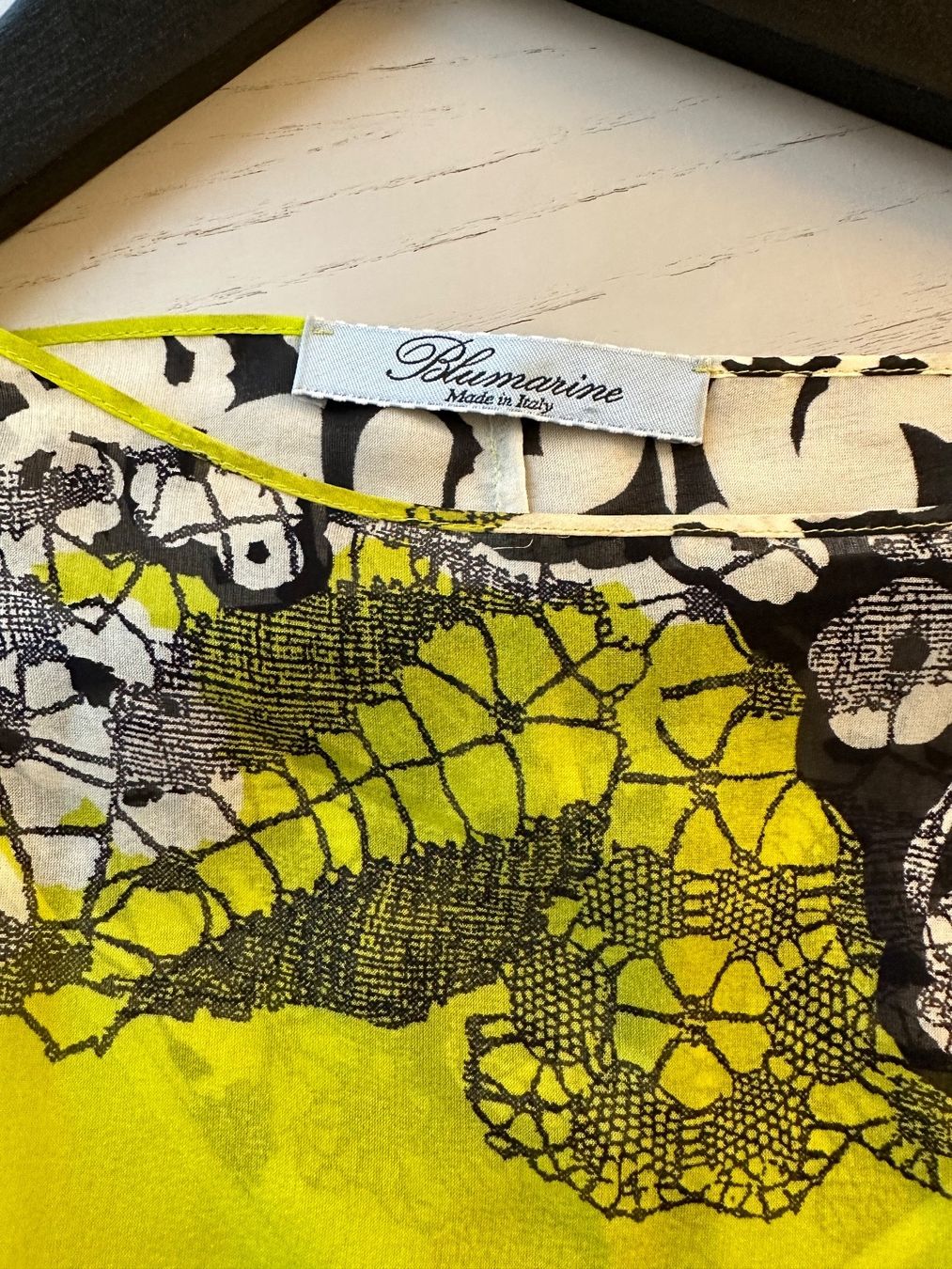 Blusen: Blumarine Seidenbluse, grün gemustert, Gr. 42 – Gebraucht aus Hurden von rac_wyf8 2