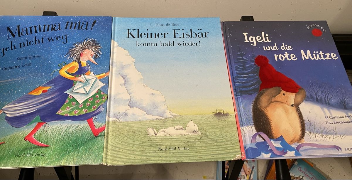 Libri: 3 Kinderbücher, teils geklebt – Usato da Volketswil venduto da Ahot
