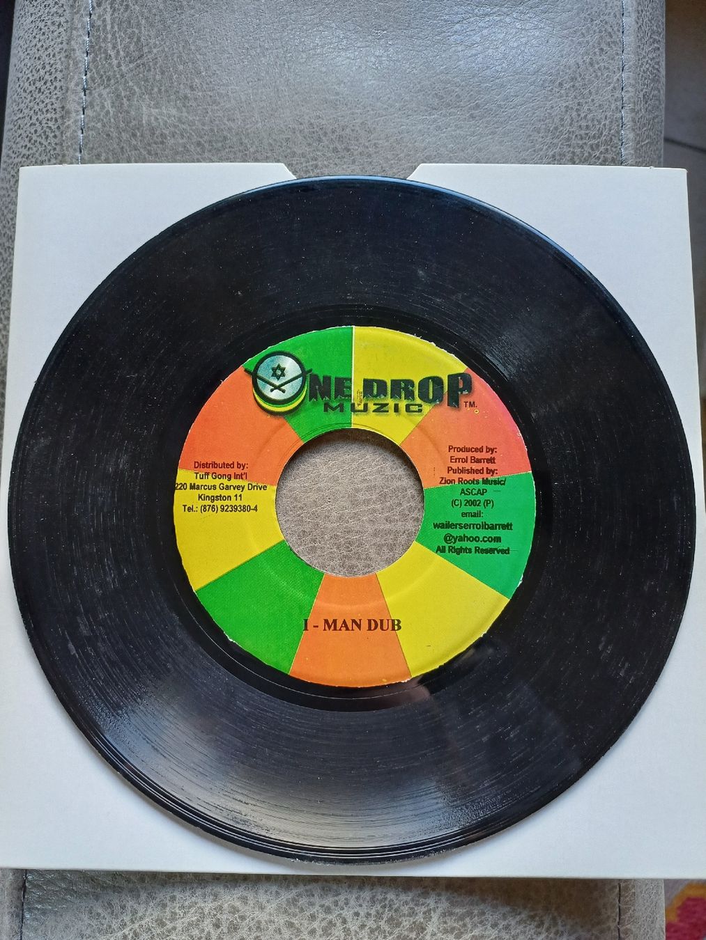 Dischi in vinile: Errol Barrett "Human race" 7 inch – Usato da Begnins venduto da Drastic-Sound 2