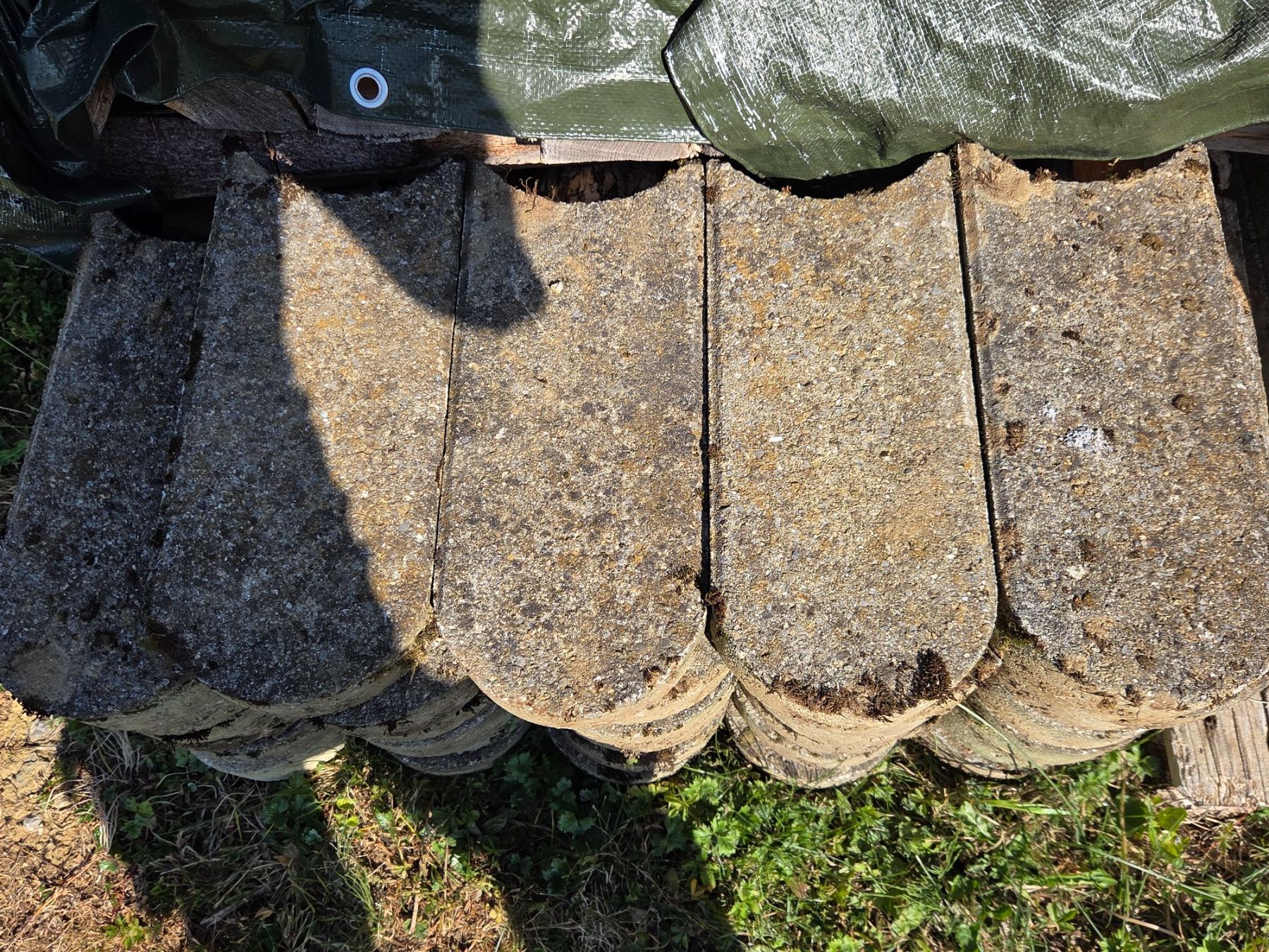 Rivestimenti per pavimenti: Rasenkantensteine – Usato da Oltingen venduto da Bam86