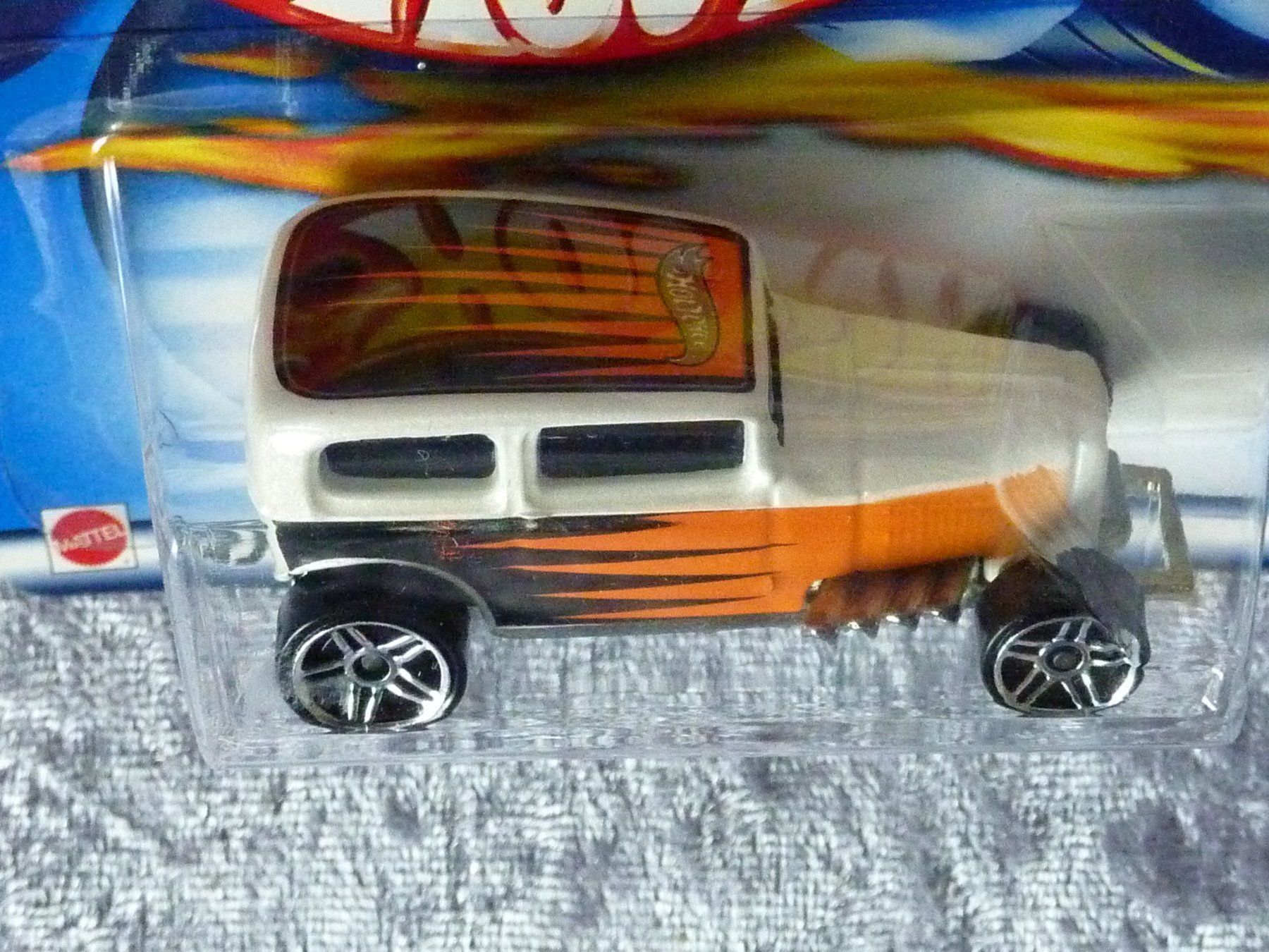 Hot Wheels Modellini d'auto: Midnight Otto FE 1:64 – Nuovo e nell'imballaggio originale da Dürrenäsch venduto da modellautos4you 2