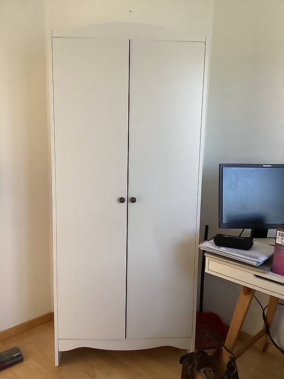 Armadi: Wardrobe white 80x50x187 – Usato da Zollikerberg venduto da lor_5ywx