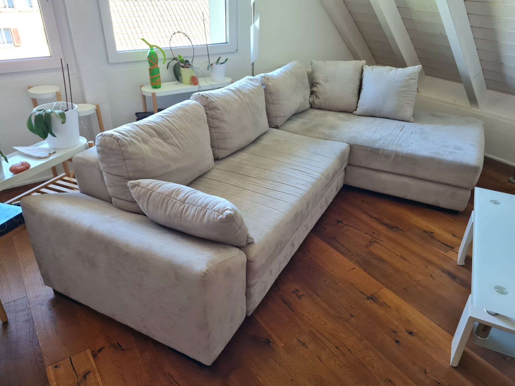 Divani: Ecksofa mit Bettfunktion und Stauraum – Usato da Weiningen TG venduto da Hugo8181 1