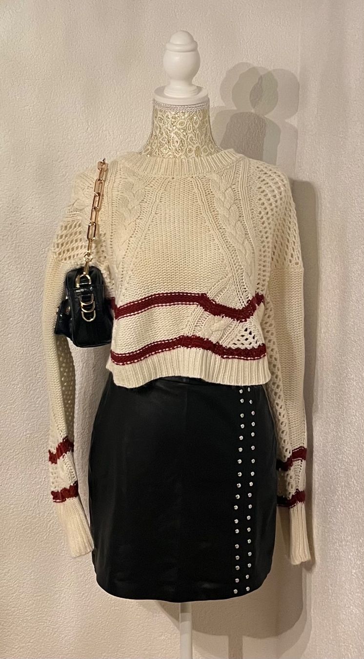 Bershka Maglioni & Felpe: Missguided Jumper❤️🤍 – Nuovo (secondo la descrizione) da Otelfingen venduto da houseofstae