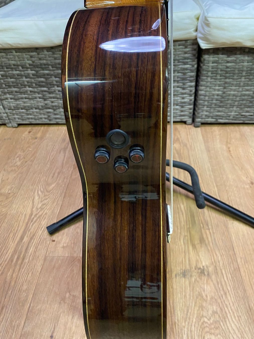 Strumenti musicali: Cuenca Accoustic Guitar – Nuovo e nell'imballaggio originale da Schönenwerd venduto da Bryna2002 2