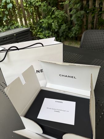 Elegante WOC Umhängetasche aus 100 % echtem Leder